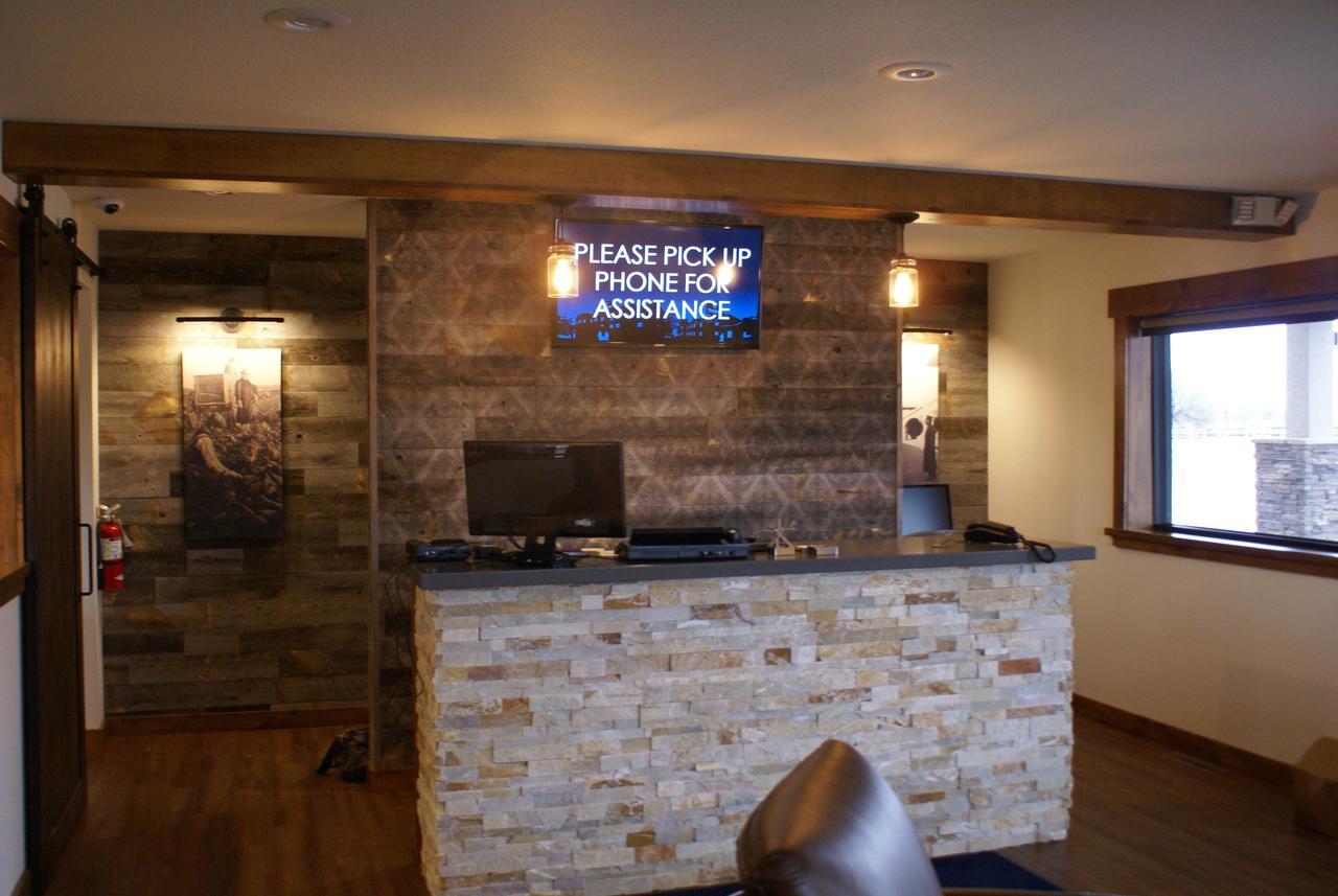 Boarders Inn & Suites By Cobblestone Hotels - Syracuse ภายนอก รูปภาพ