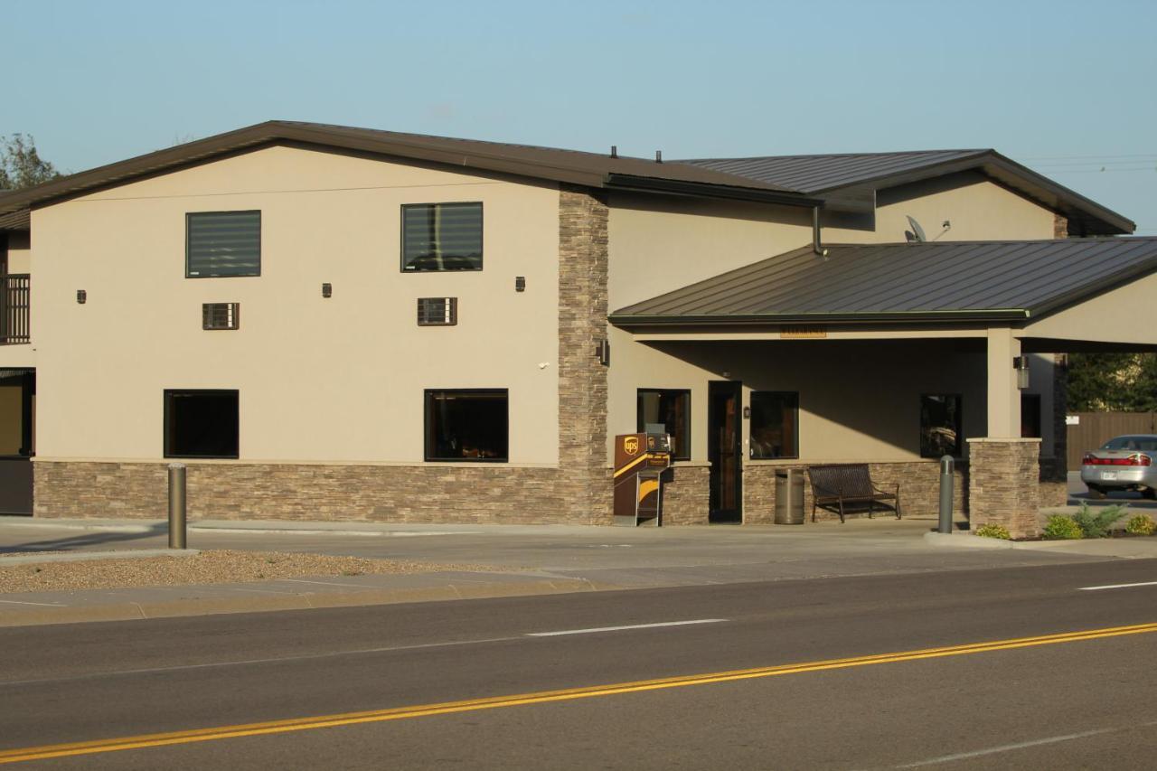 Boarders Inn & Suites By Cobblestone Hotels - Syracuse ภายนอก รูปภาพ